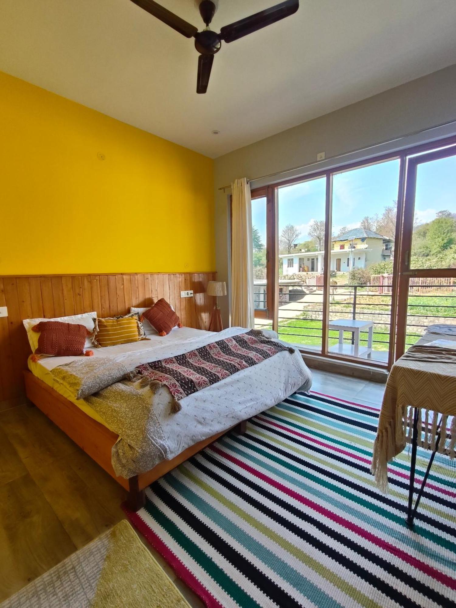 Flyscape Hostel Bīr Buitenkant foto